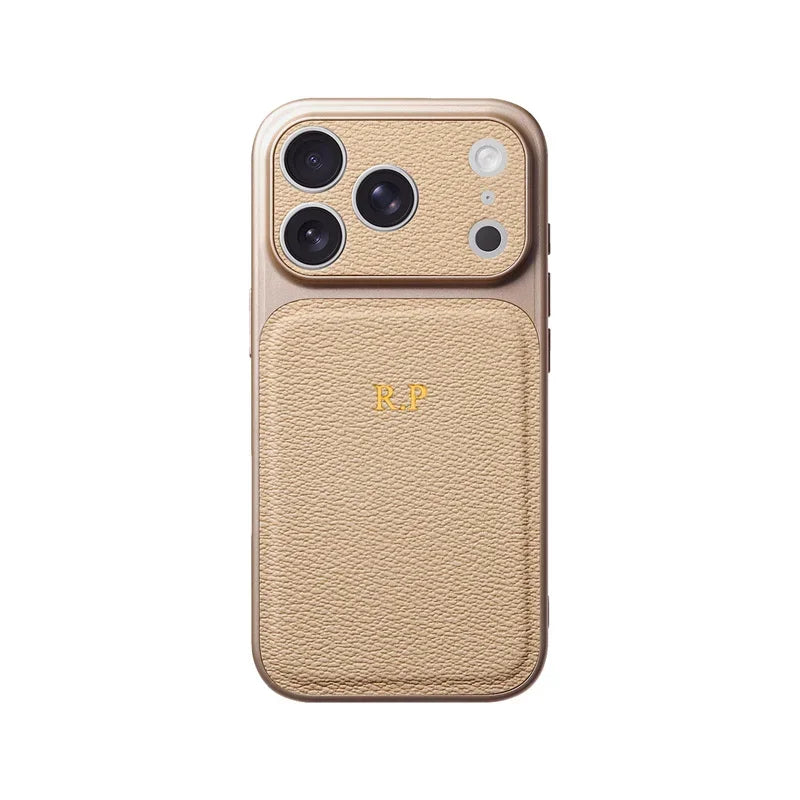 Funda Personalizada con Iniciales Doradas para iPhone — Cuero de Lujo